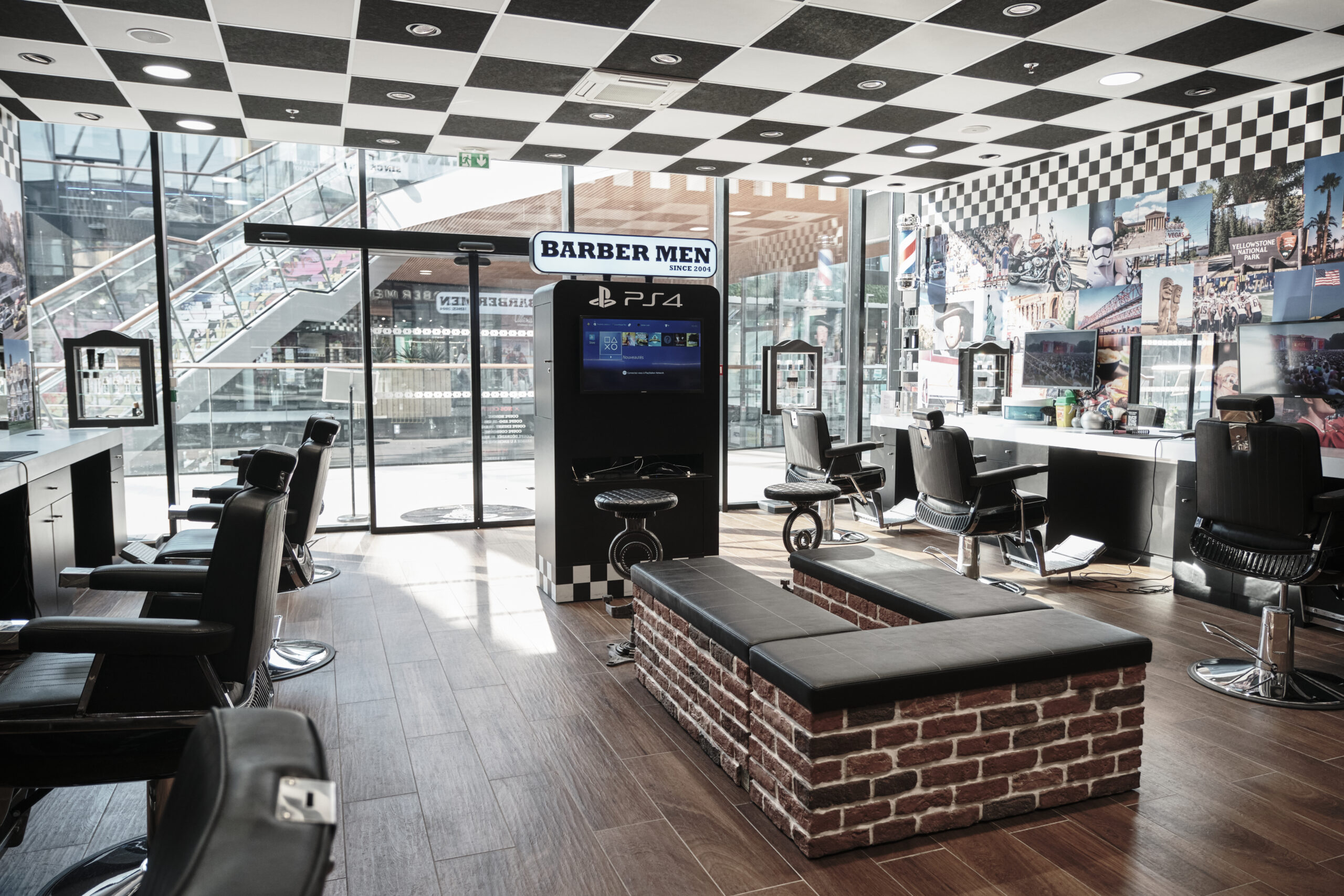 DSCF6762 L'intérieur de votre salon de coiffure homme et barbier dans le ccial Lillenium à Lille.