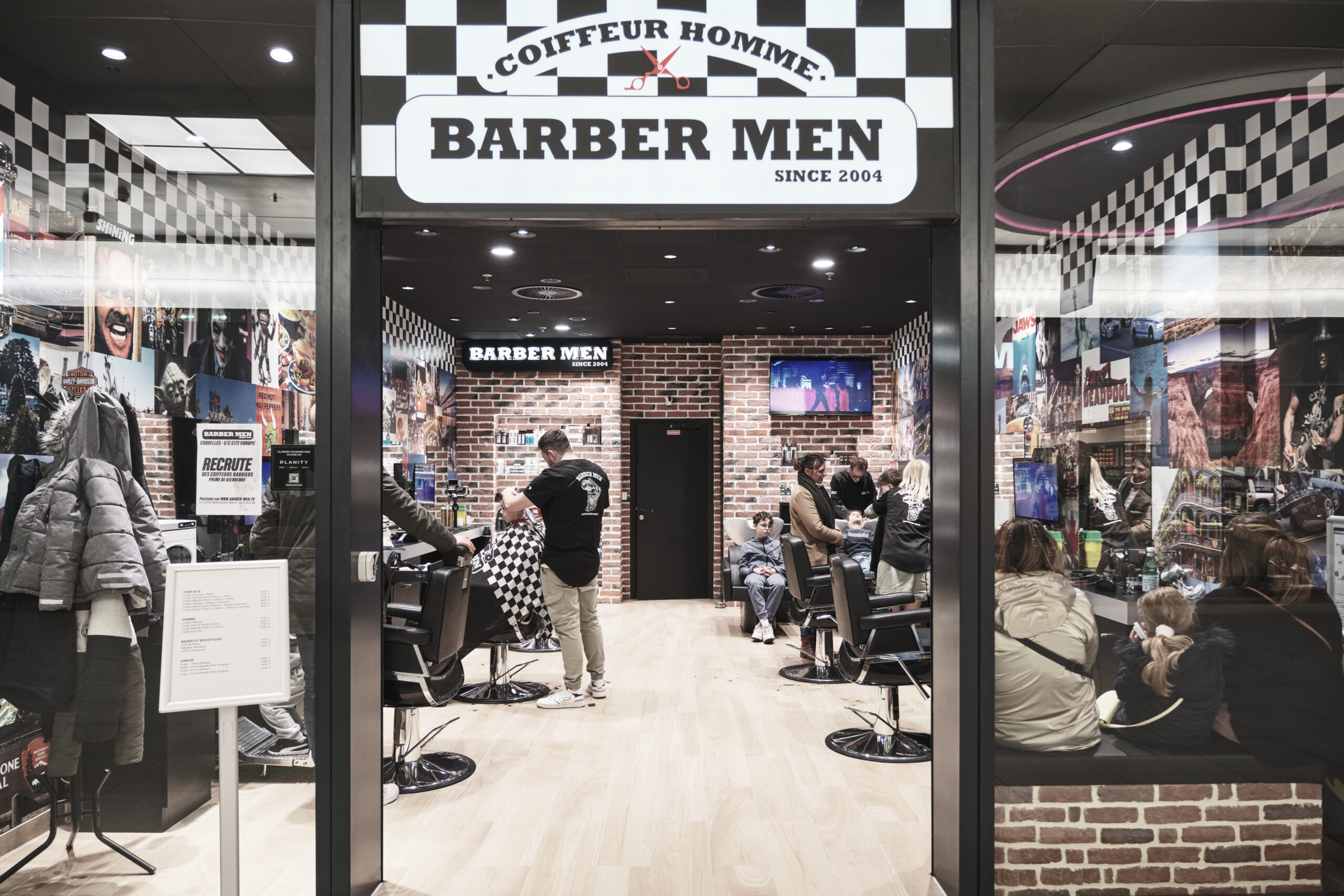 DSCF6716 Devanture de votre shop Barber Men Coquelles dans le ccial Cité Europe de Coquelles