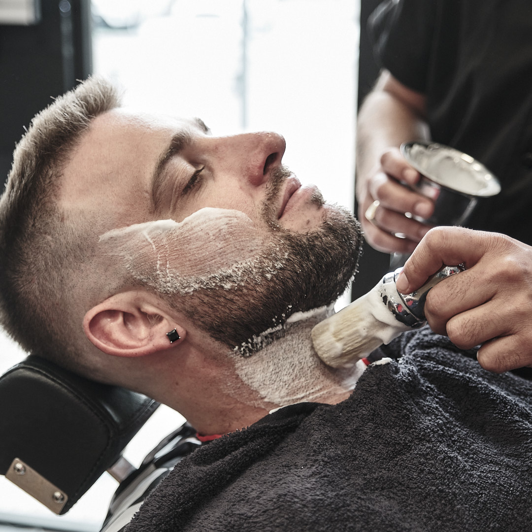 Rasage à l'ancienne chez Barber Men Aubagne