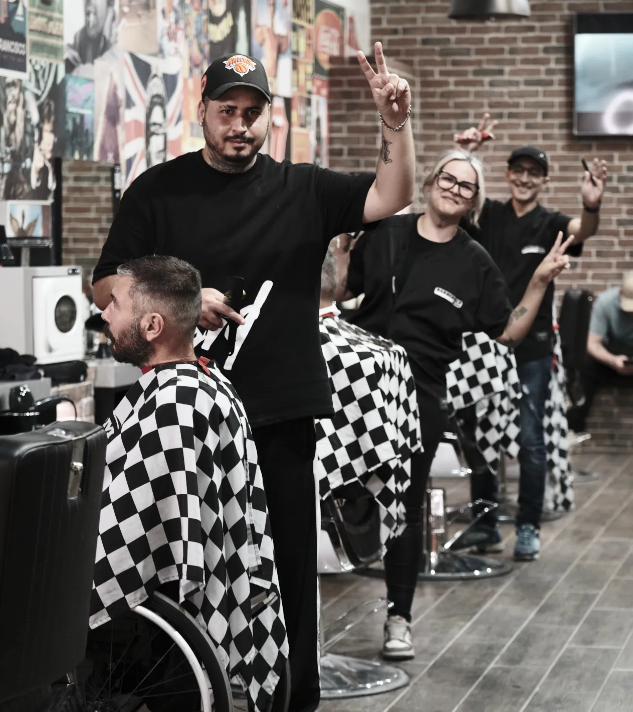 L'équipe de BARBER MEN Avignon - coiffeur homme et barbier à votre service.